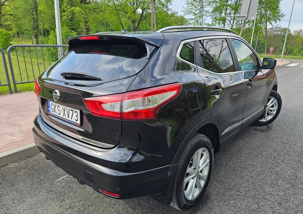 Nissan Qashqai cena 59999 przebieg: 173400, rok produkcji 2016 z Kościerzyna małe 631